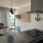 Lindo apartamento na Beira Mar Edifício Landscape